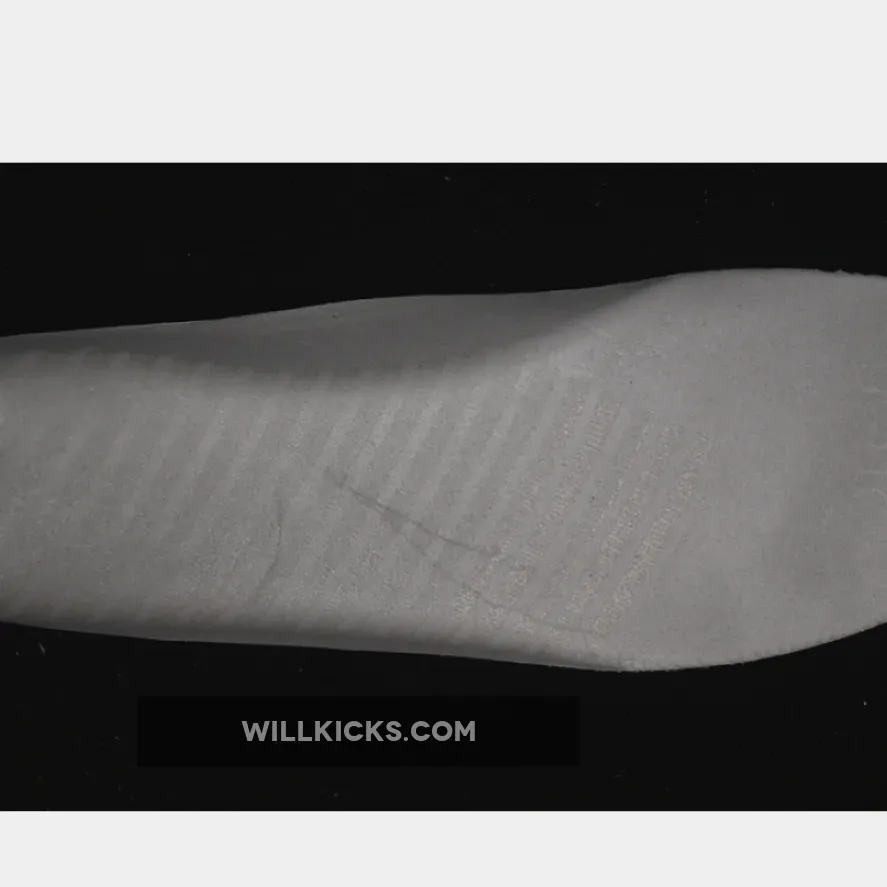 AIR FORCE 1 07 LOW WHITE/BLACK AIR FORCE 1 07 LOW WHITE/BLACK