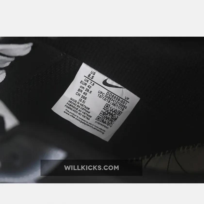 AIR FORCE 1 07 LOW WHITE/BLACK AIR FORCE 1 07 LOW WHITE/BLACK