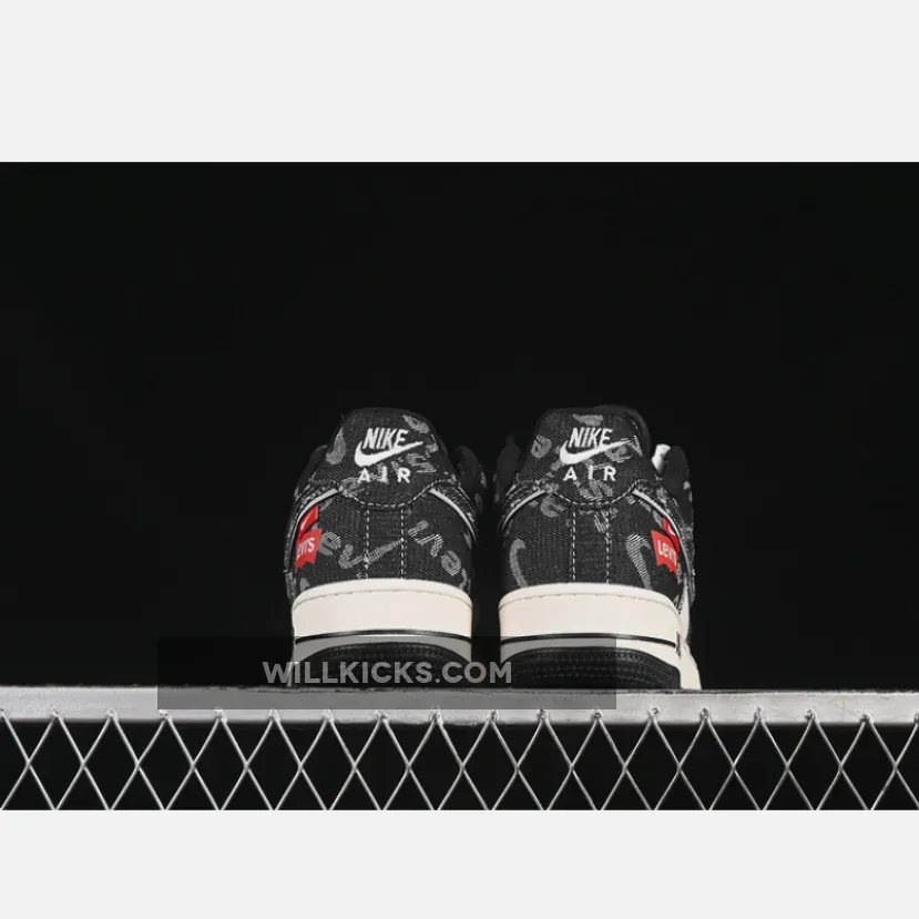 AIR FORCE 1 07 LOW WHITE/BLACK AIR FORCE 1 07 LOW WHITE/BLACK