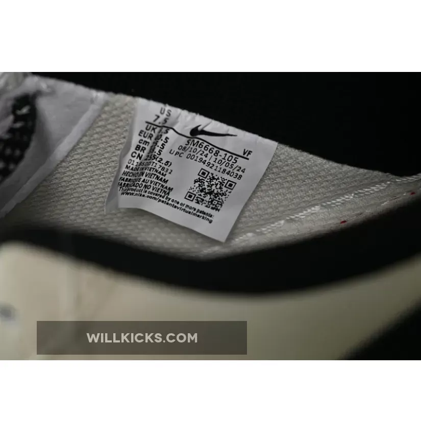 AIR FORCE 1 07 LOW WHITE/BLACK AIR FORCE 1 07 LOW WHITE/BLACK