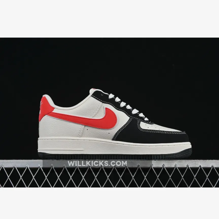 AIR FORCE 1 07 LOW WHITE/BLACK/RED