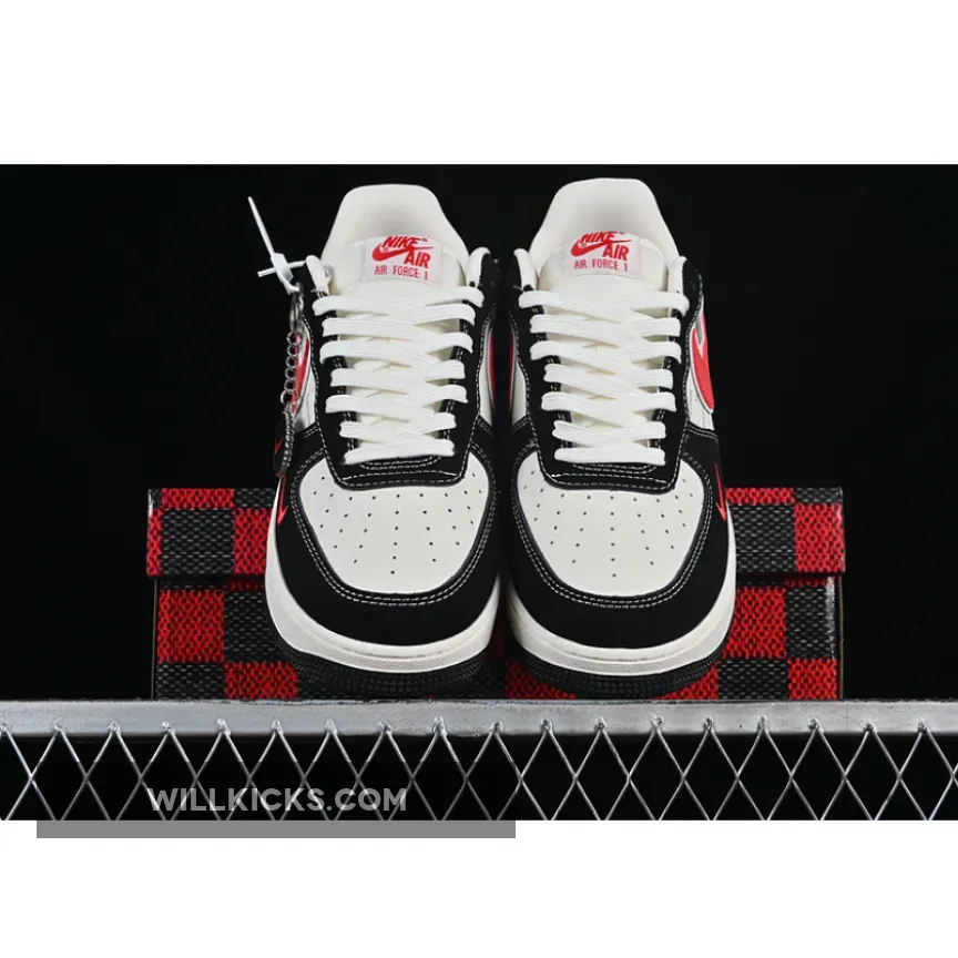 AIR FORCE 1 07 LOW WHITE/BLACK/RED AIR FORCE 1 07 LOW WHITE/BLACK/RED