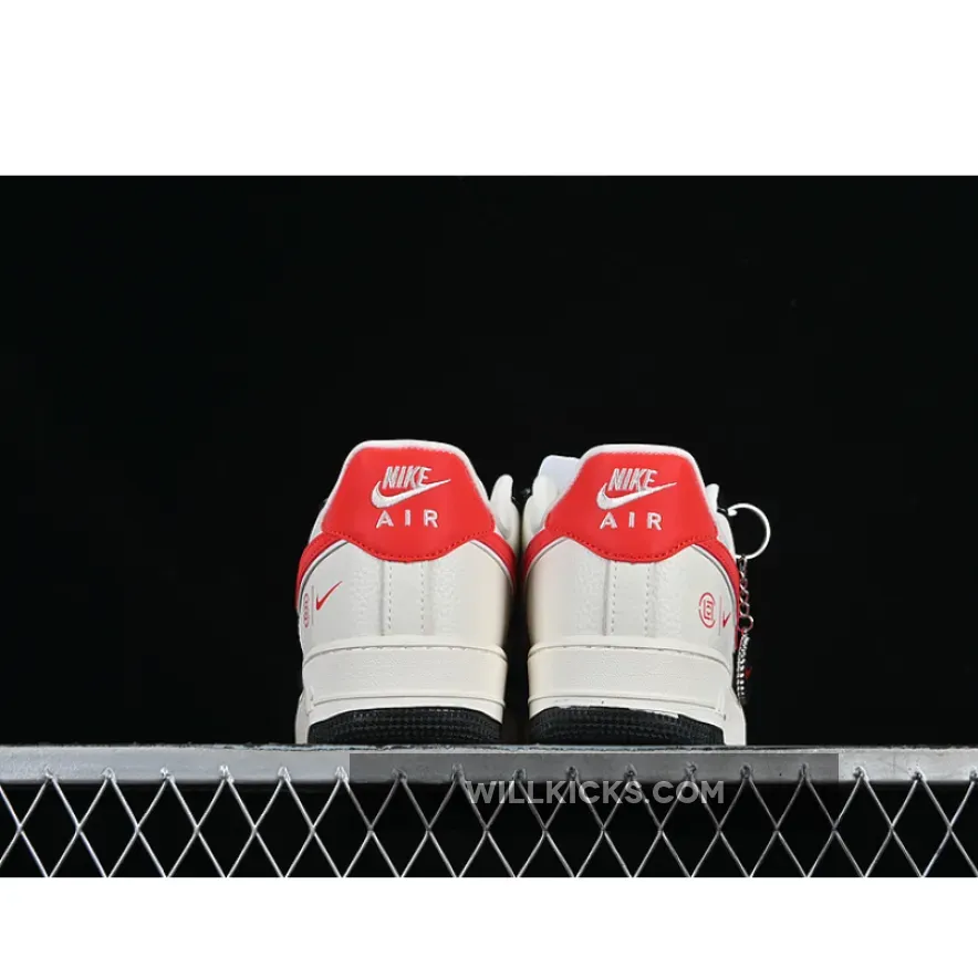 AIR FORCE 1 07 LOW WHITE/BLACK/RED AIR FORCE 1 07 LOW WHITE/BLACK/RED
