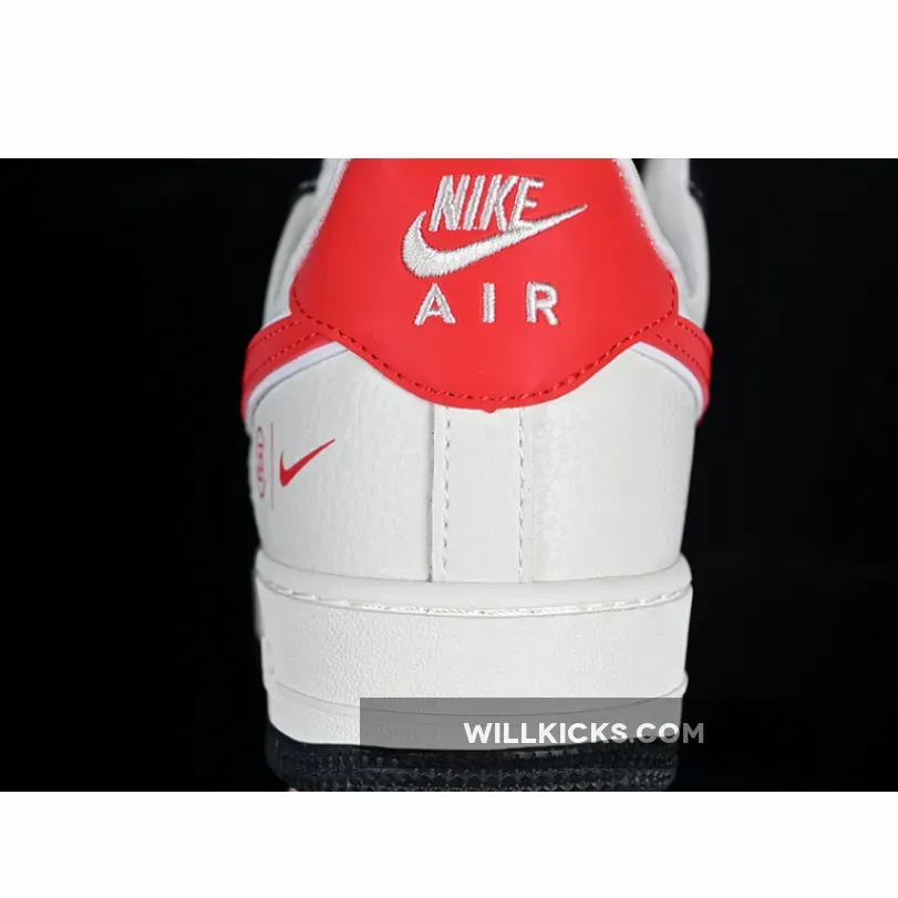 AIR FORCE 1 07 LOW WHITE/BLACK/RED AIR FORCE 1 07 LOW WHITE/BLACK/RED