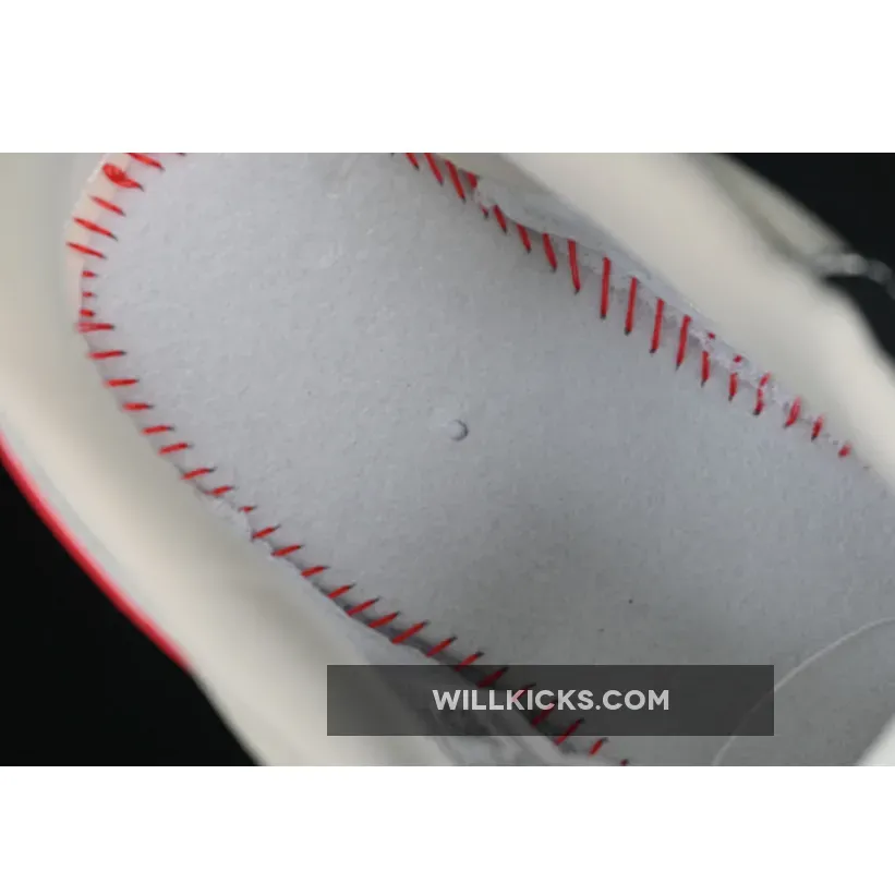 AIR FORCE 1 07 LOW WHITE/BLACK/RED AIR FORCE 1 07 LOW WHITE/BLACK/RED