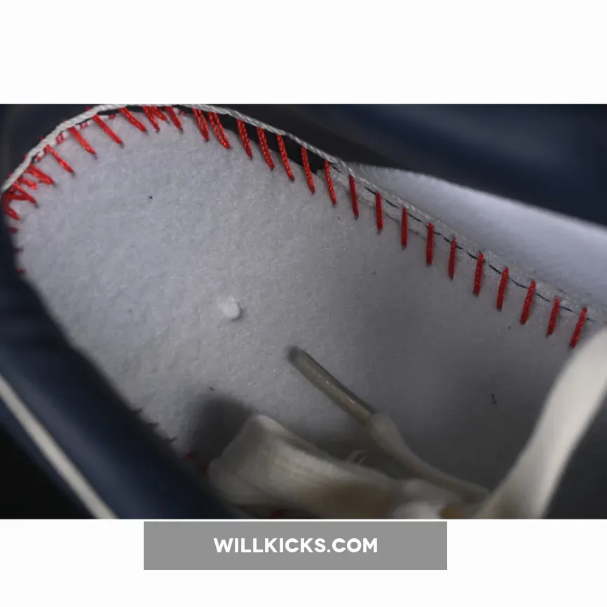 AIR FORCE 1 07 LOW WHITE/BLUE AIR FORCE 1 07 LOW WHITE/BLUE