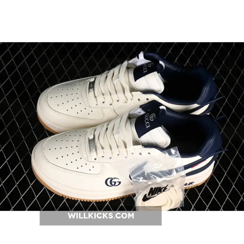 AIR FORCE 1 07 LOW WHITE/BLUE AIR FORCE 1 07 LOW WHITE/BLUE