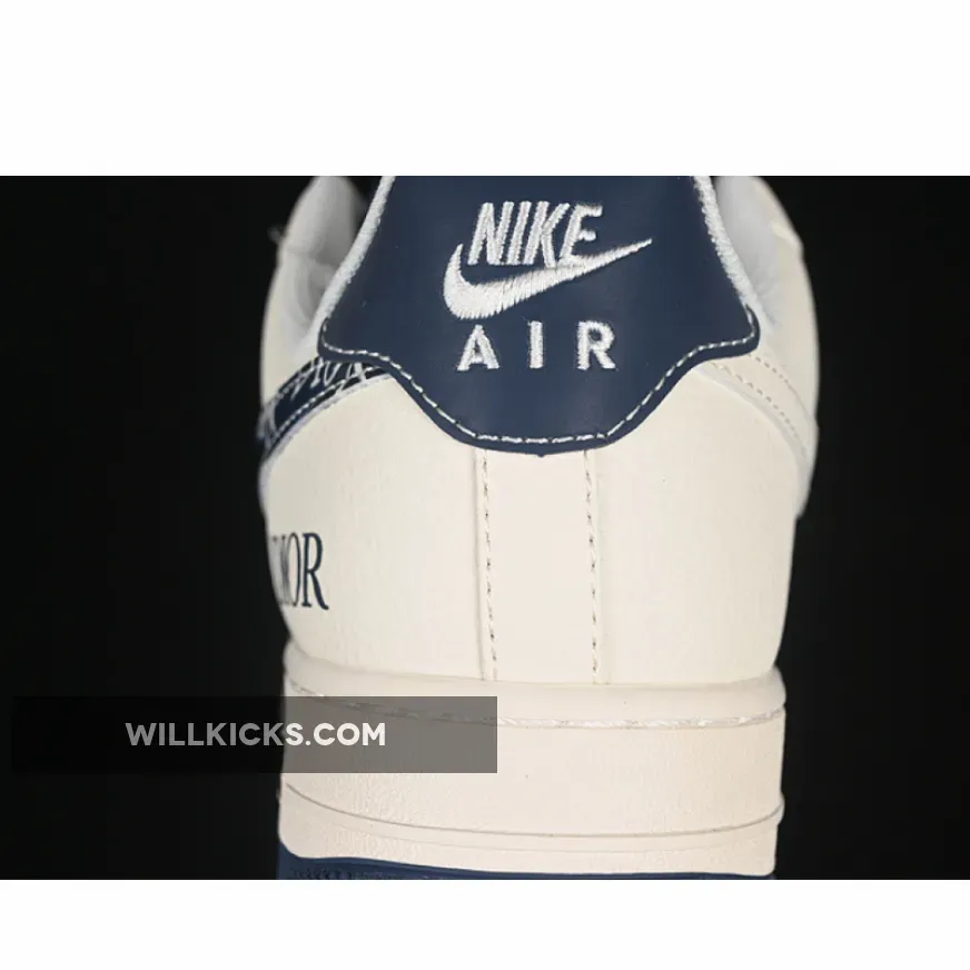 AIR FORCE 1 07 LOW WHITE/BLUE AIR FORCE 1 07 LOW WHITE/BLUE