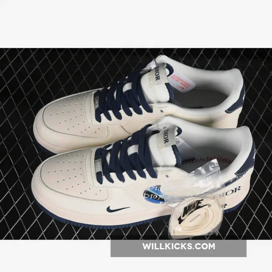 AIR FORCE 1 07 LOW WHITE/BLUE AIR FORCE 1 07 LOW WHITE/BLUE