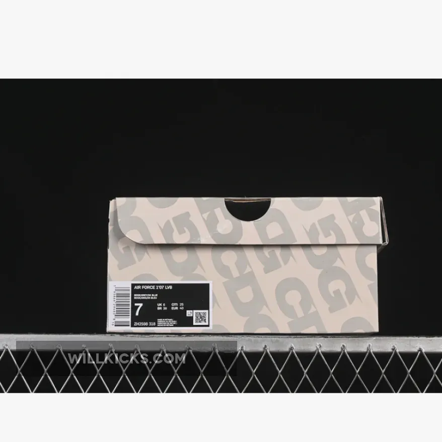 AIR FORCE 1 07 LOW WHITE/BLUE AIR FORCE 1 07 LOW WHITE/BLUE