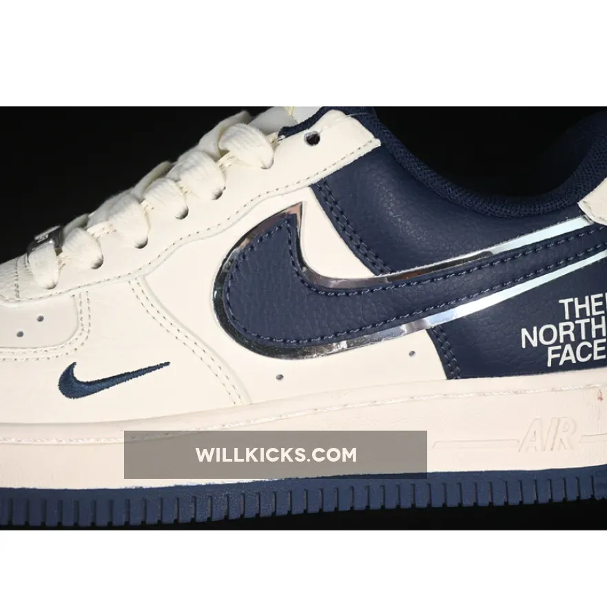 AIR FORCE 1 07 LOW WHITE/BLUE AIR FORCE 1 07 LOW WHITE/BLUE