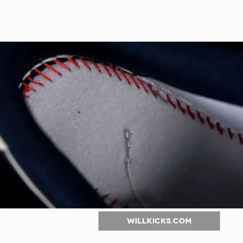 AIR FORCE 1 07 LOW WHITE/BLUE AIR FORCE 1 07 LOW WHITE/BLUE