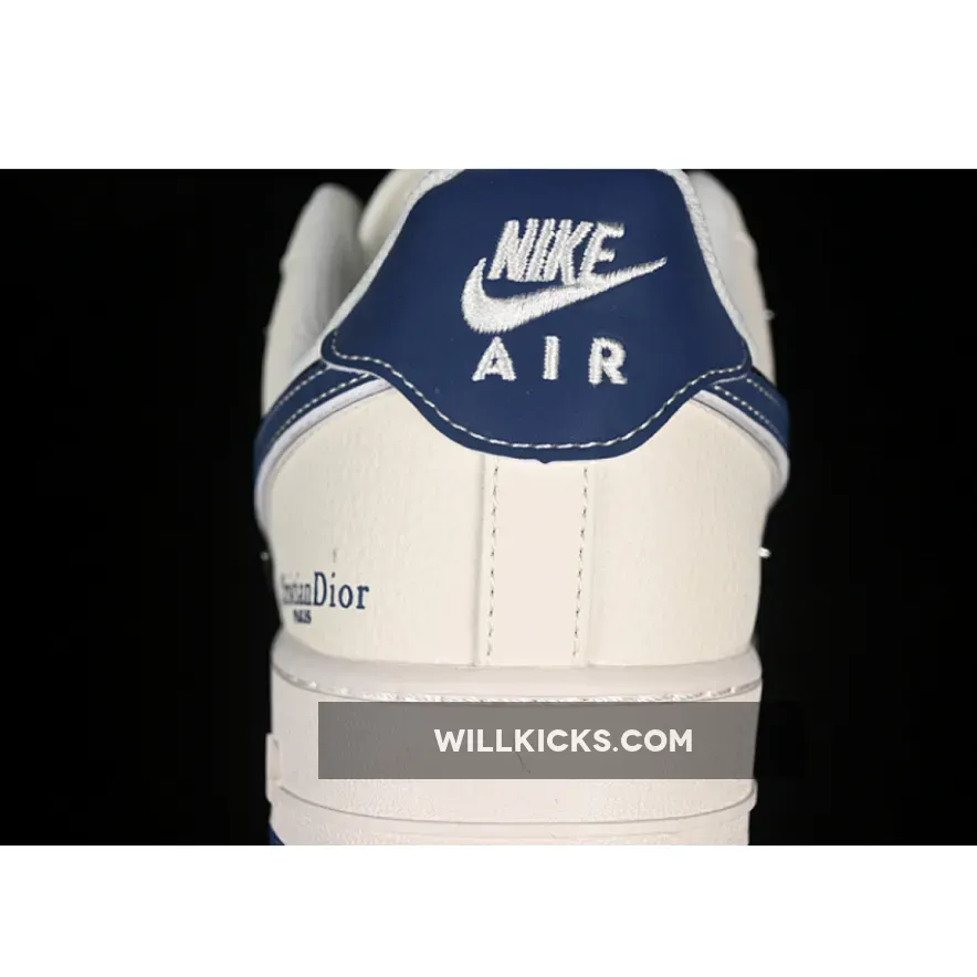 AIR FORCE 1 07 LOW WHITE/BLUE AIR FORCE 1 07 LOW WHITE/BLUE
