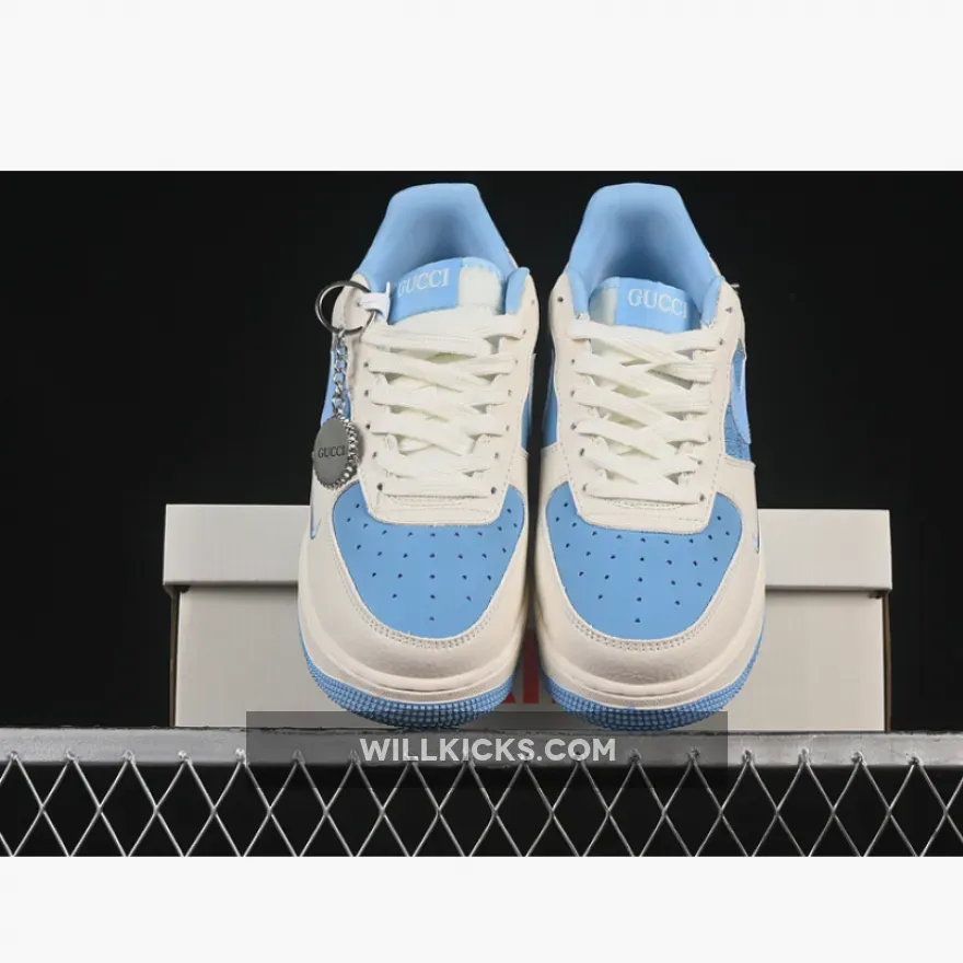 AIR FORCE 1 07 LOW WHITE/BLUE AIR FORCE 1 07 LOW WHITE/BLUE