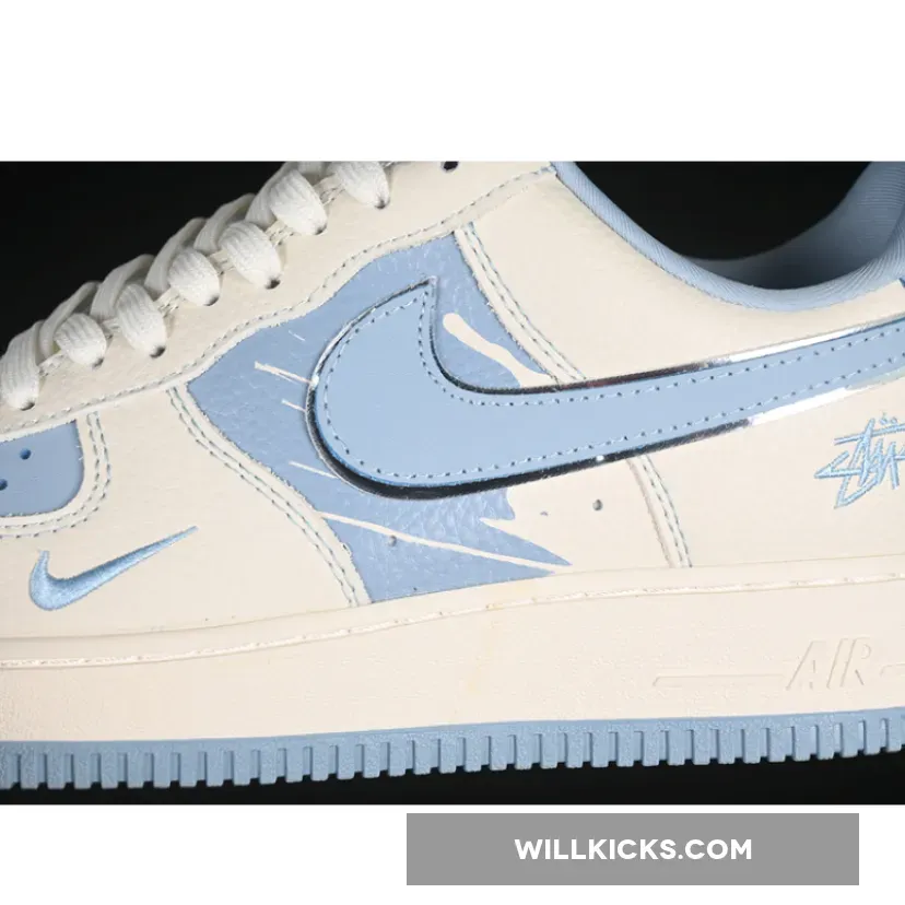 AIR FORCE 1 07 LOW WHITE/BLUE AIR FORCE 1 07 LOW WHITE/BLUE