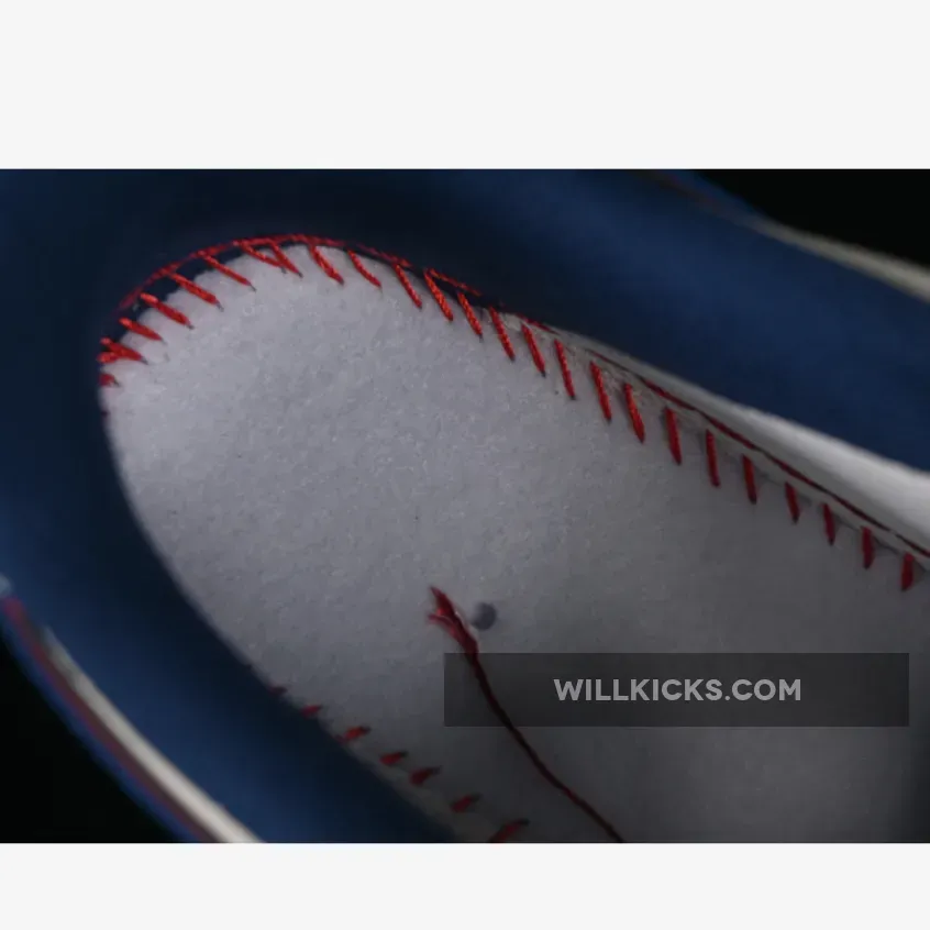 AIR FORCE 1 07 LOW WHITE/BLUE AIR FORCE 1 07 LOW WHITE/BLUE