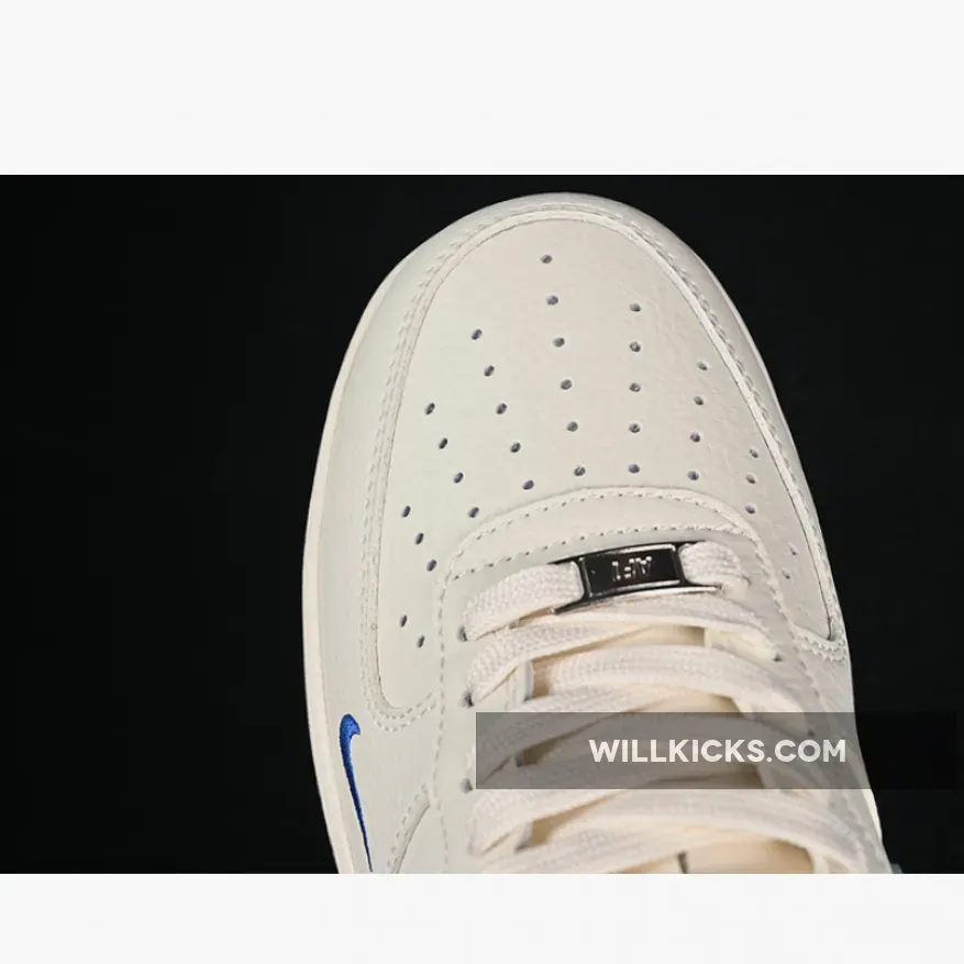 AIR FORCE 1 07 LOW WHITE/BLUE AIR FORCE 1 07 LOW WHITE/BLUE