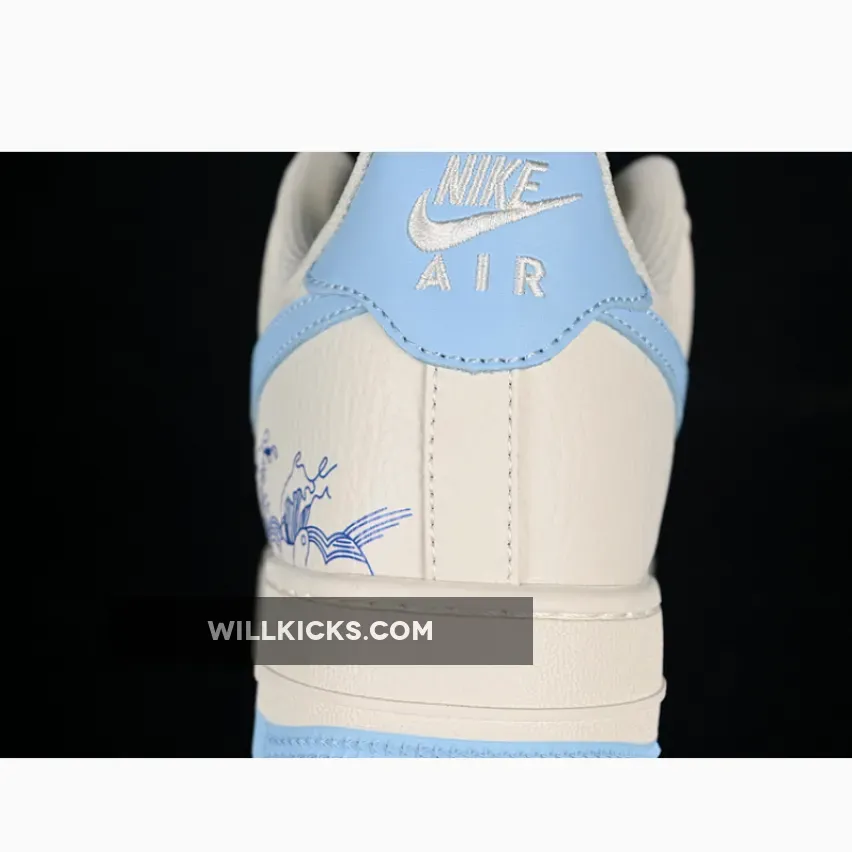 AIR FORCE 1 07 LOW WHITE/BLUE AIR FORCE 1 07 LOW WHITE/BLUE