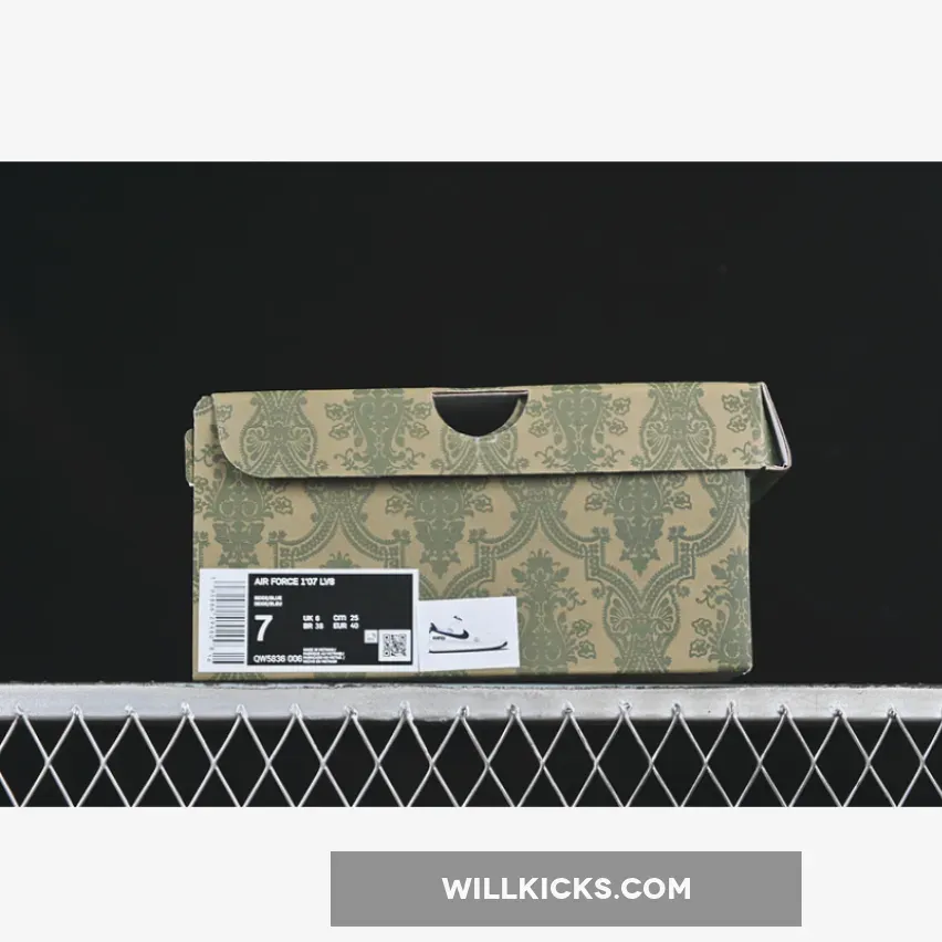 AIR FORCE 1 07 LOW WHITE/BLUE AIR FORCE 1 07 LOW WHITE/BLUE