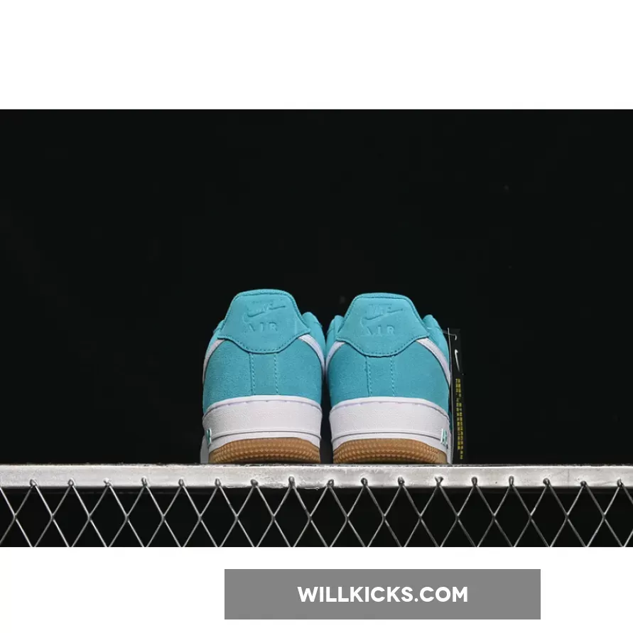 AIR FORCE 1 07 LOW WHITE/BLUE AIR FORCE 1 07 LOW WHITE/BLUE