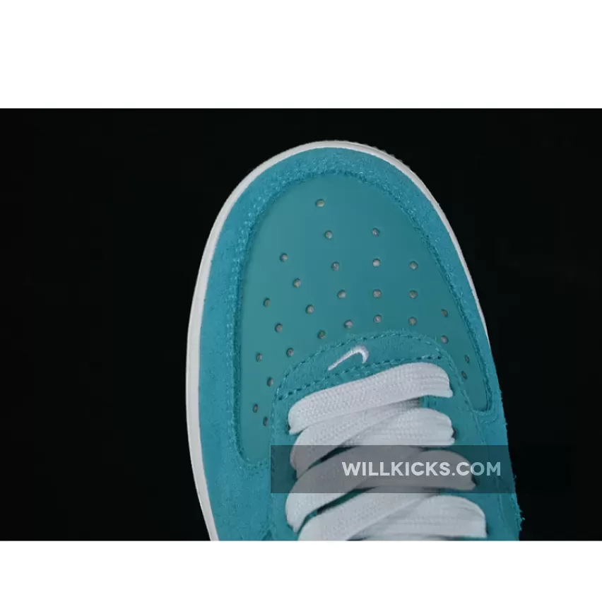 AIR FORCE 1 07 LOW WHITE/BLUE AIR FORCE 1 07 LOW WHITE/BLUE