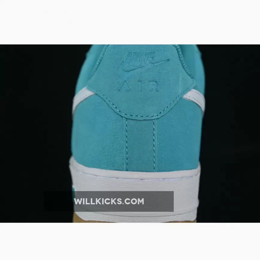 AIR FORCE 1 07 LOW WHITE/BLUE AIR FORCE 1 07 LOW WHITE/BLUE