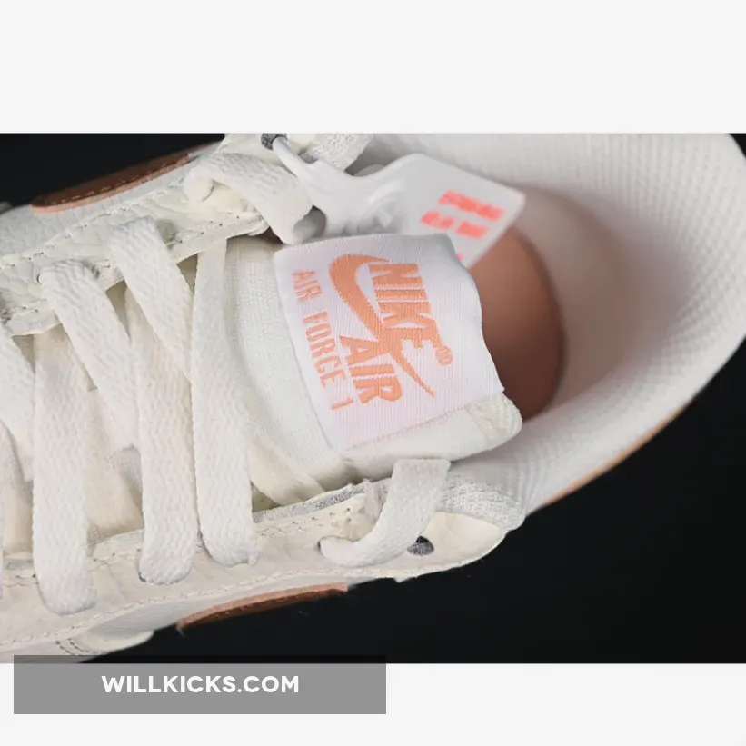 AIR FORCE 1 07 LOW WHITE/BROWN AIR FORCE 1 07 LOW WHITE/BROWN