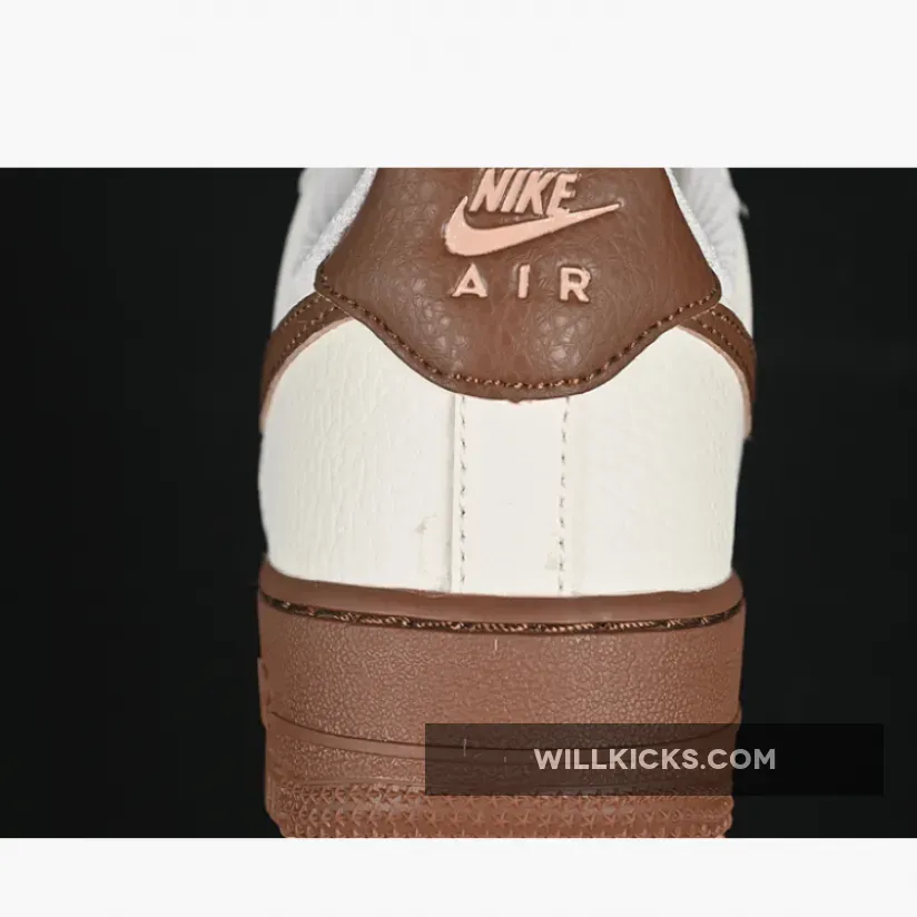 AIR FORCE 1 07 LOW WHITE/BROWN AIR FORCE 1 07 LOW WHITE/BROWN