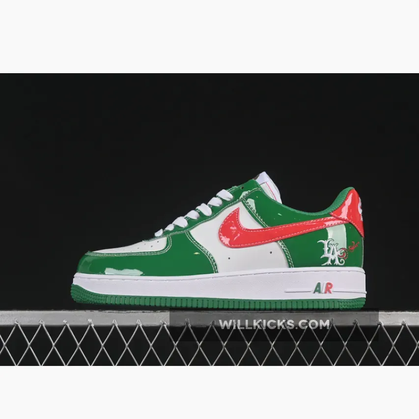 AIR FORCE 1 07 LOW WHITE/CLASSIC GREEN-VARSITY RED AIR FORCE 1 07 LOW WHITE/CLASSIC GREEN-VARSITY RED