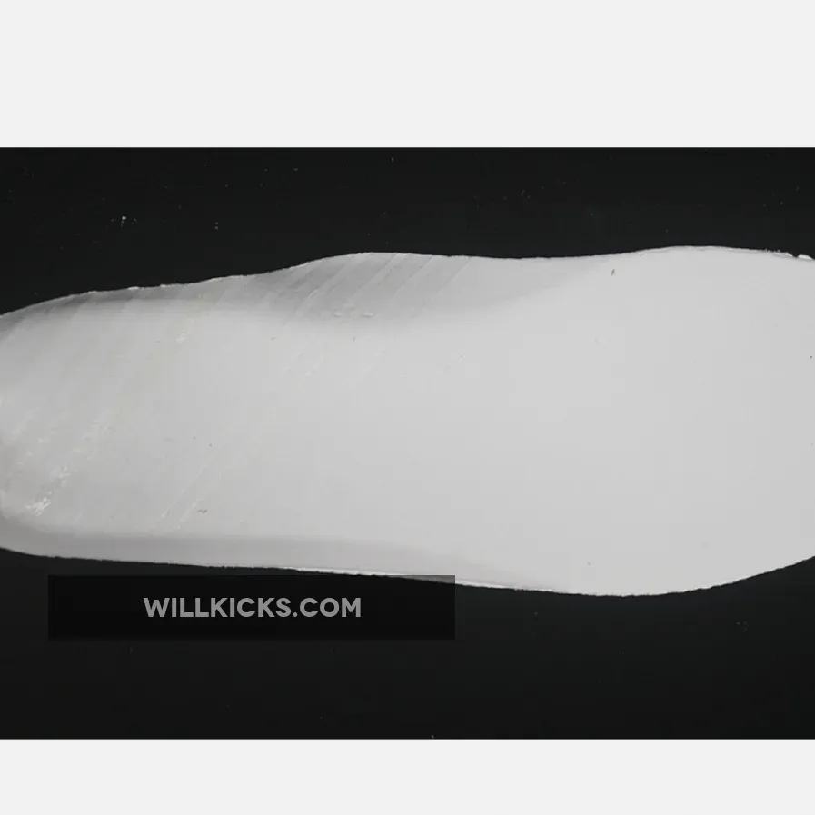 AIR FORCE 1 07 LOW WHITE/CLASSIC GREEN-VARSITY RED AIR FORCE 1 07 LOW WHITE/CLASSIC GREEN-VARSITY RED