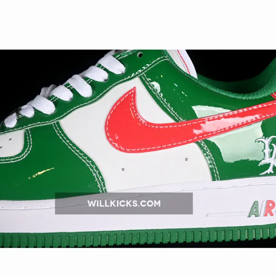 AIR FORCE 1 07 LOW WHITE/CLASSIC GREEN-VARSITY RED AIR FORCE 1 07 LOW WHITE/CLASSIC GREEN-VARSITY RED