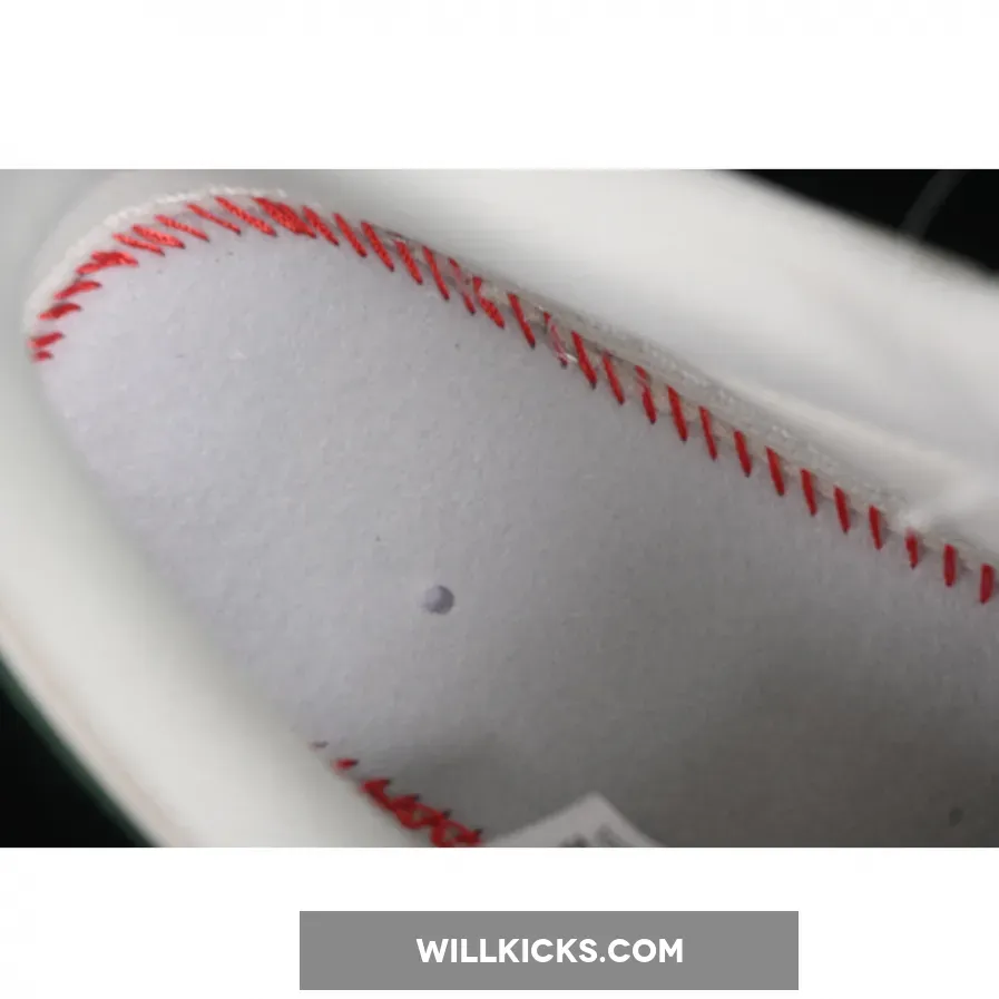 AIR FORCE 1 07 LOW WHITE/GREEN AIR FORCE 1 07 LOW WHITE/GREEN