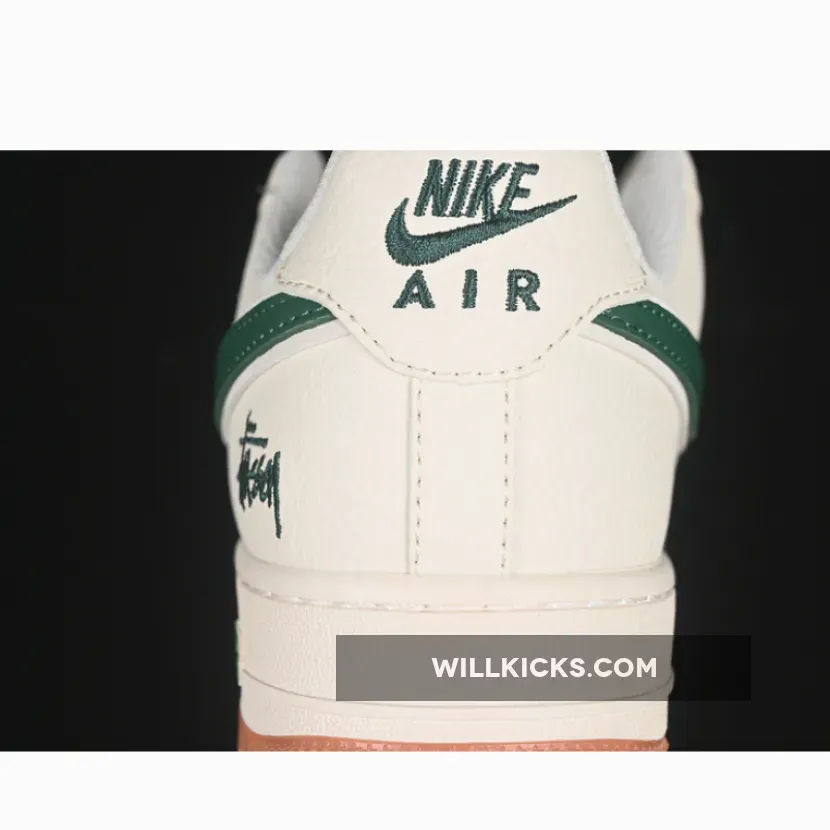AIR FORCE 1 07 LOW WHITE/GREEN AIR FORCE 1 07 LOW WHITE/GREEN