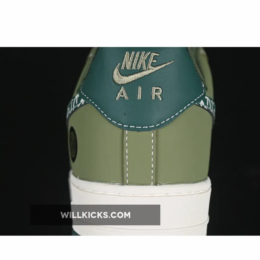 AIR FORCE 1 07 LOW WHITE/GREEN AIR FORCE 1 07 LOW WHITE/GREEN