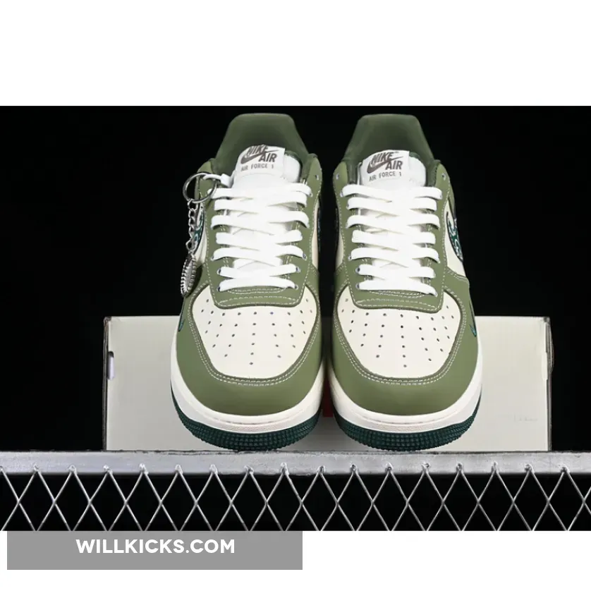 AIR FORCE 1 07 LOW WHITE/GREEN AIR FORCE 1 07 LOW WHITE/GREEN