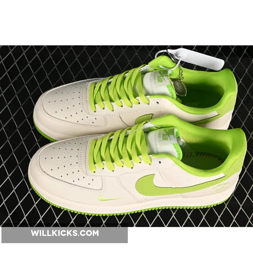 AIR FORCE 1 07 LOW WHITE/GREEN AIR FORCE 1 07 LOW WHITE/GREEN