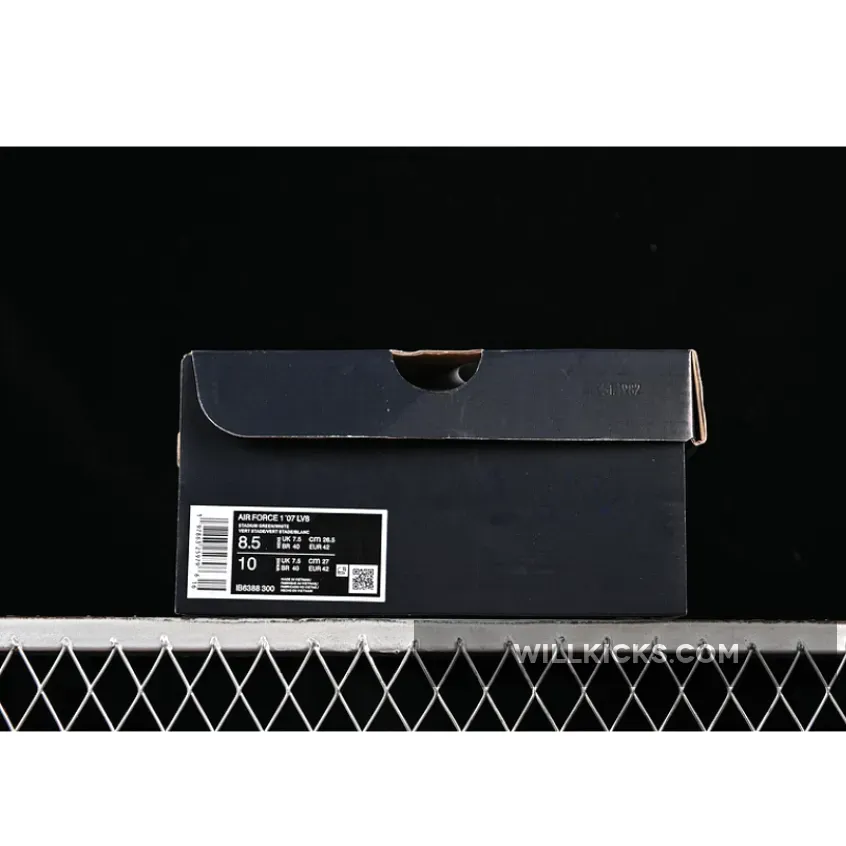 AIR FORCE 1 07 LOW WHITE/GREEN AIR FORCE 1 07 LOW WHITE/GREEN