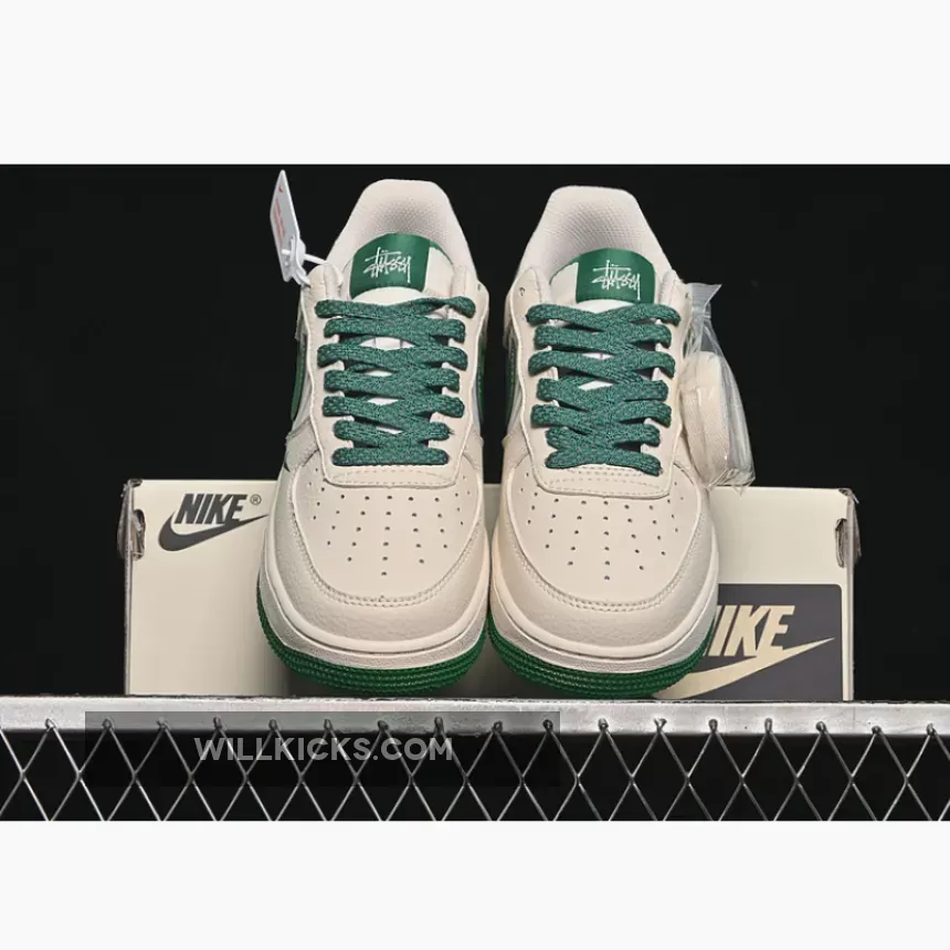 AIR FORCE 1 07 LOW WHITE/GREEN AIR FORCE 1 07 LOW WHITE/GREEN