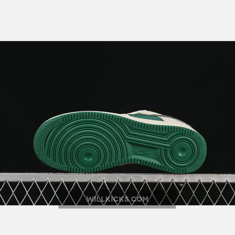 AIR FORCE 1 07 LOW WHITE/GREEN AIR FORCE 1 07 LOW WHITE/GREEN