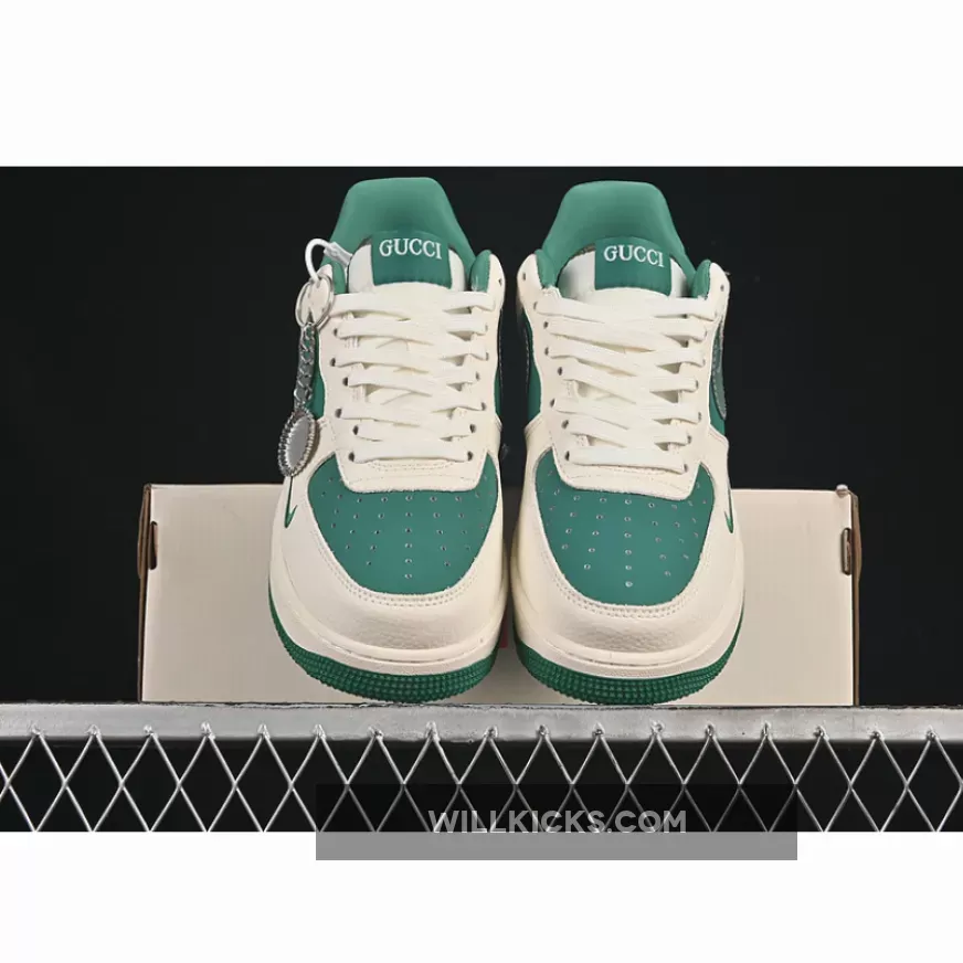 AIR FORCE 1 07 LOW WHITE/GREEN AIR FORCE 1 07 LOW WHITE/GREEN