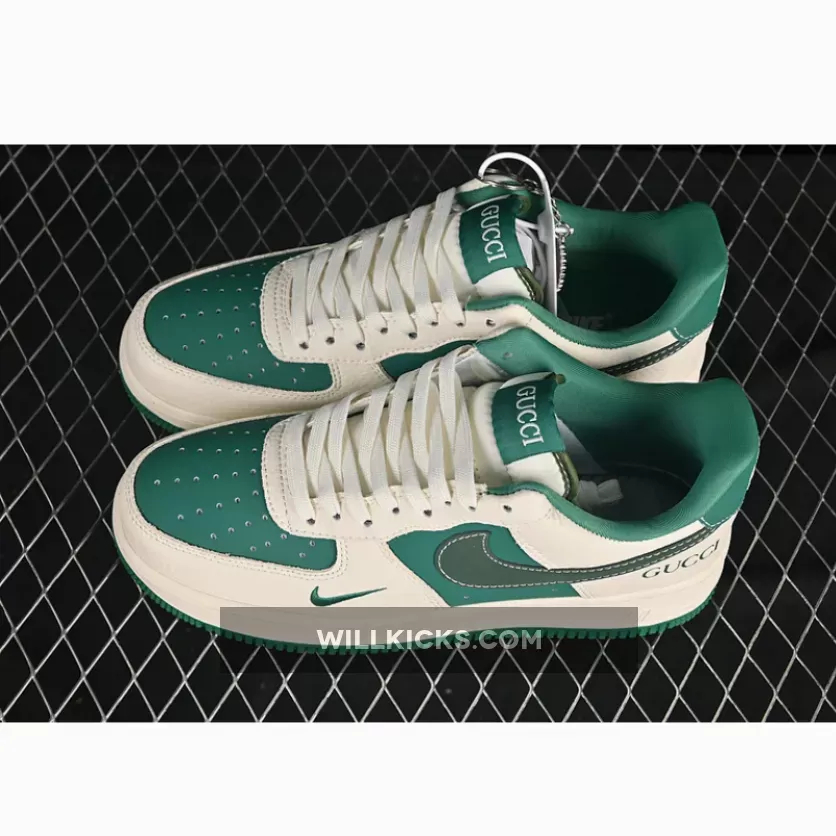 AIR FORCE 1 07 LOW WHITE/GREEN AIR FORCE 1 07 LOW WHITE/GREEN