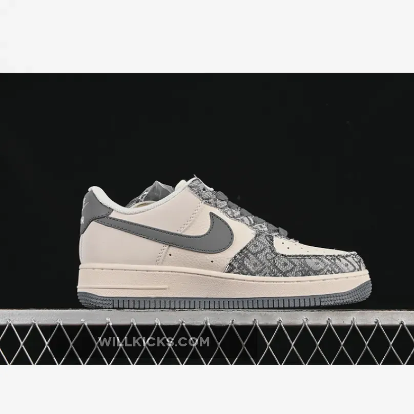 AIR FORCE 1 07 LOW WHITE/GREY