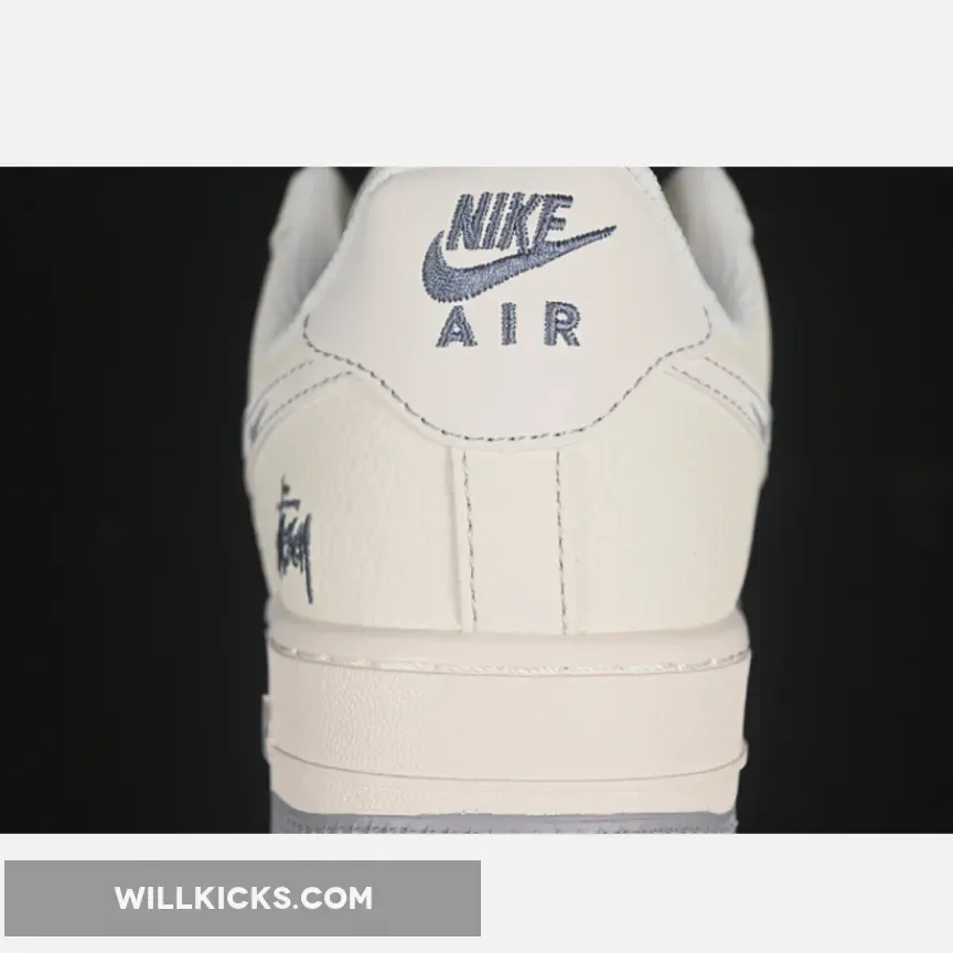 AIR FORCE 1 07 LOW WHITE/GREY AIR FORCE 1 07 LOW WHITE/GREY