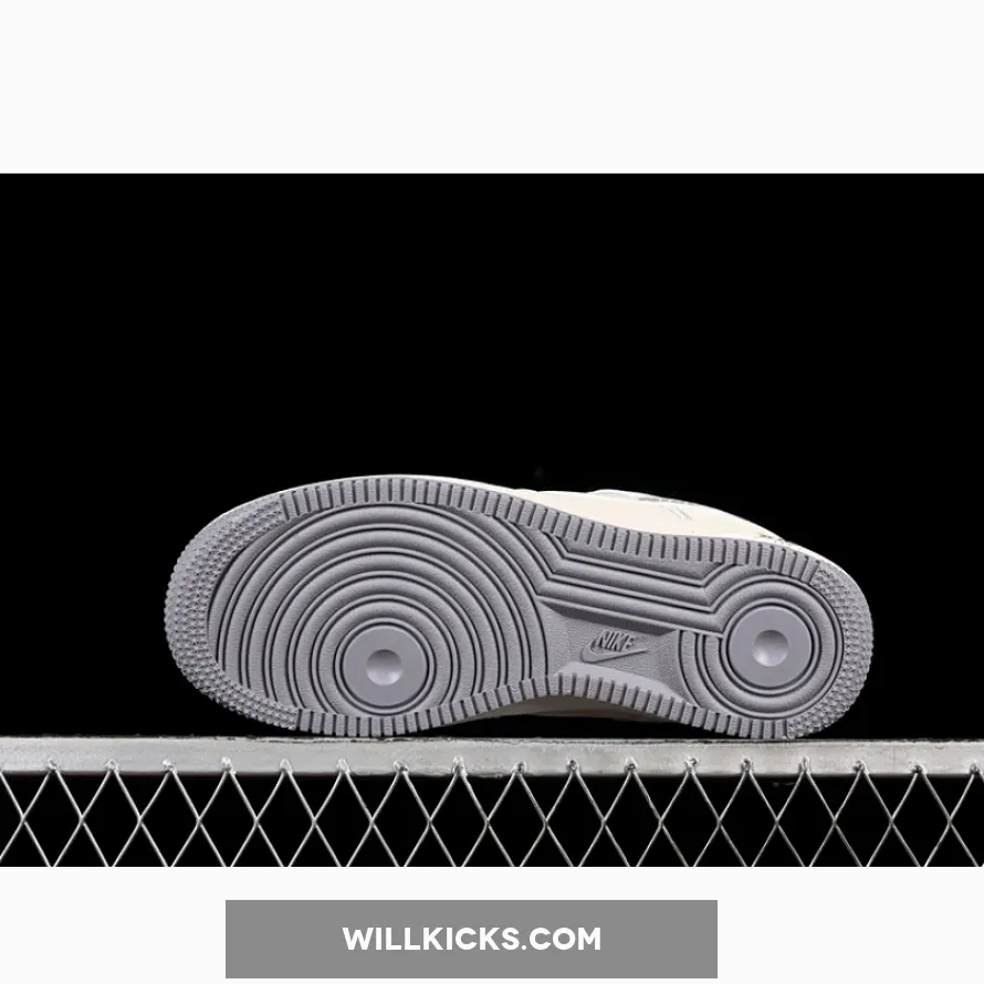 AIR FORCE 1 07 LOW WHITE/GREY AIR FORCE 1 07 LOW WHITE/GREY