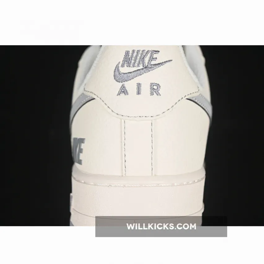 AIR FORCE 1 07 LOW WHITE/GREY AIR FORCE 1 07 LOW WHITE/GREY