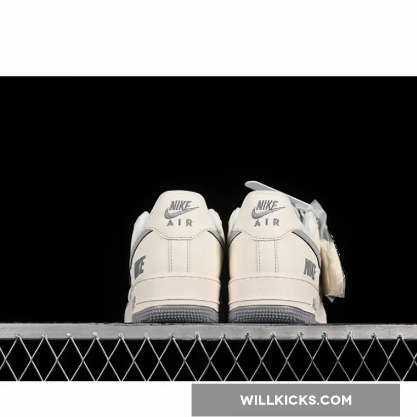 AIR FORCE 1 07 LOW WHITE/GREY AIR FORCE 1 07 LOW WHITE/GREY