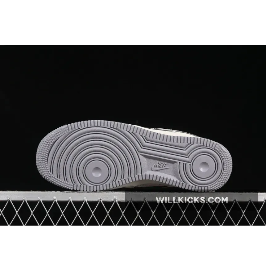 AIR FORCE 1 07 LOW WHITE/GREY AIR FORCE 1 07 LOW WHITE/GREY
