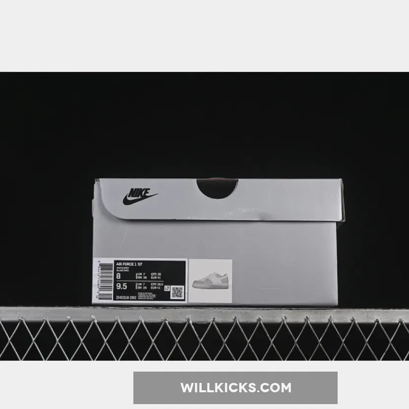 AIR FORCE 1 07 LOW WHITE/GREY AIR FORCE 1 07 LOW WHITE/GREY