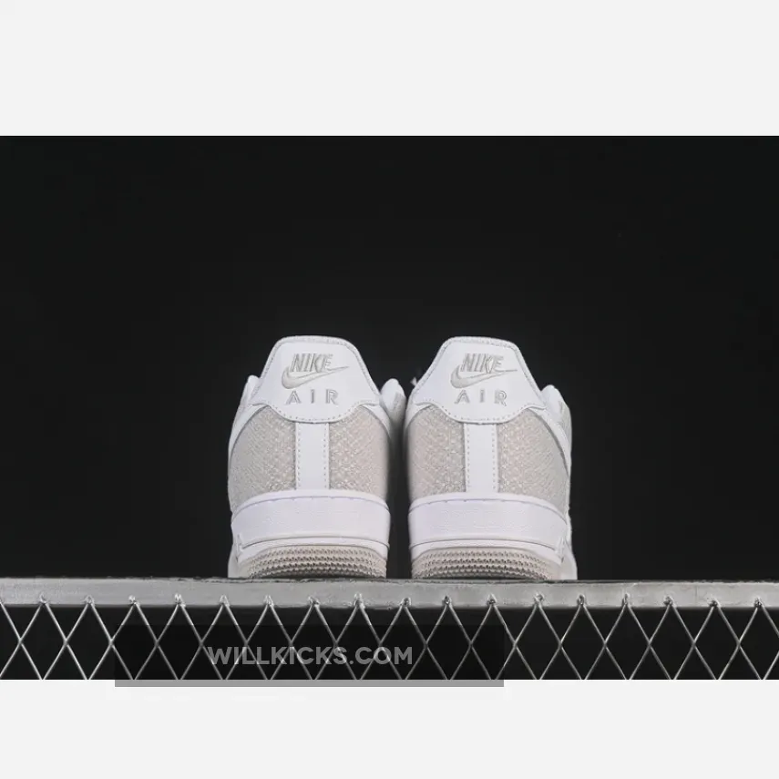 AIR FORCE 1 07 LOW WHITE/GREY AIR FORCE 1 07 LOW WHITE/GREY
