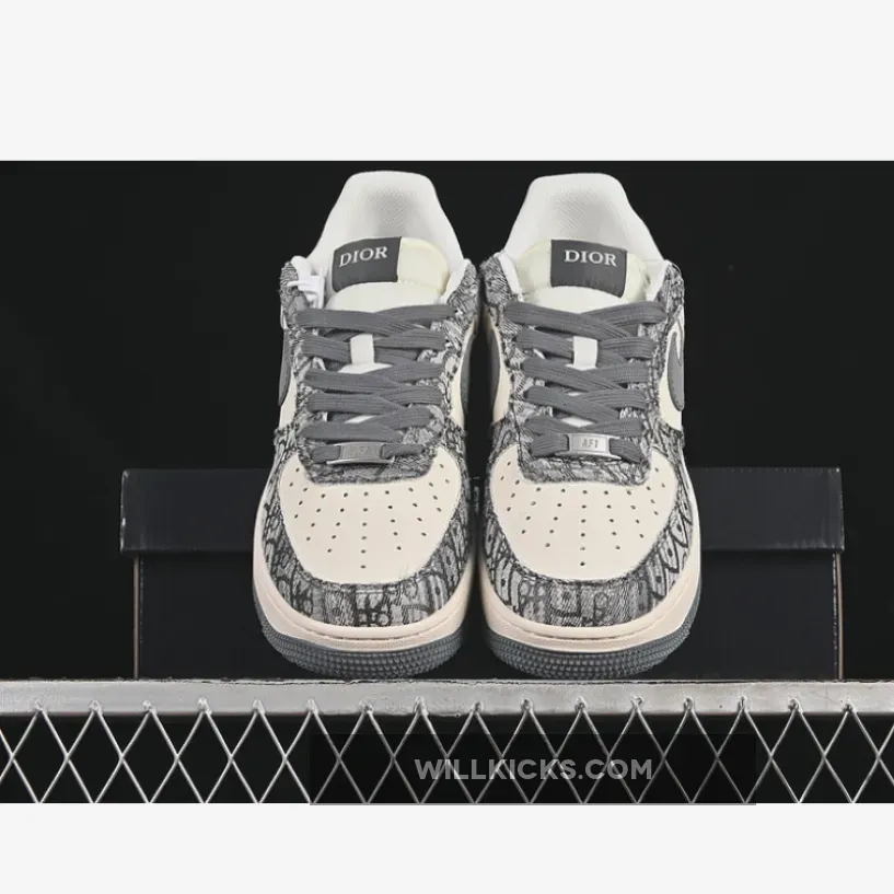 AIR FORCE 1 07 LOW WHITE/GREY AIR FORCE 1 07 LOW WHITE/GREY